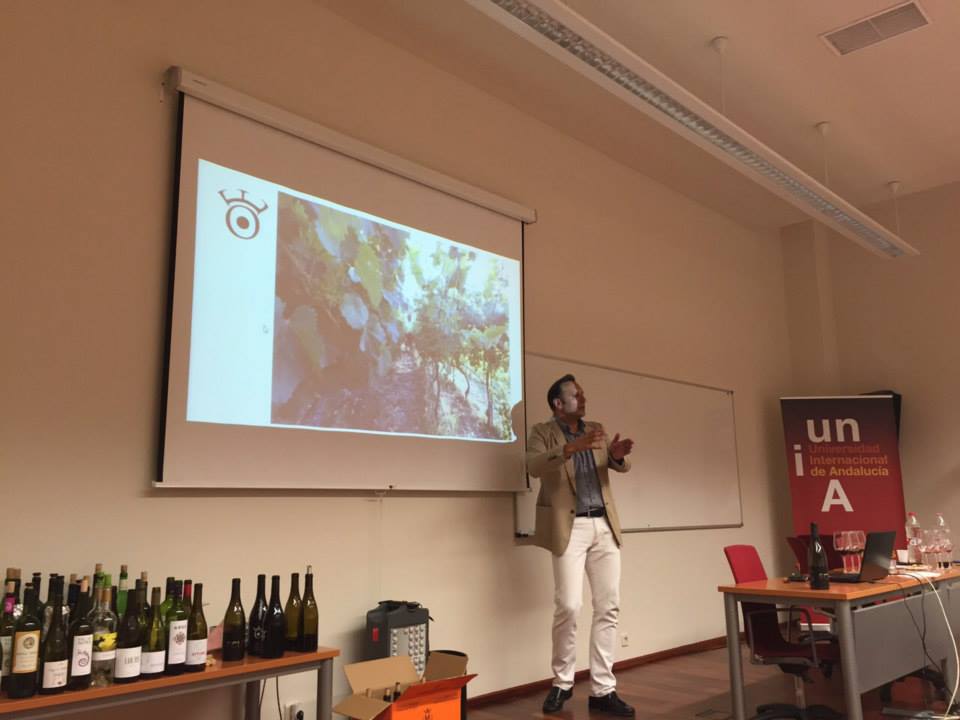Vino en la UNIA