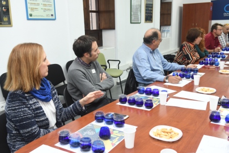Atendiendo en el Club