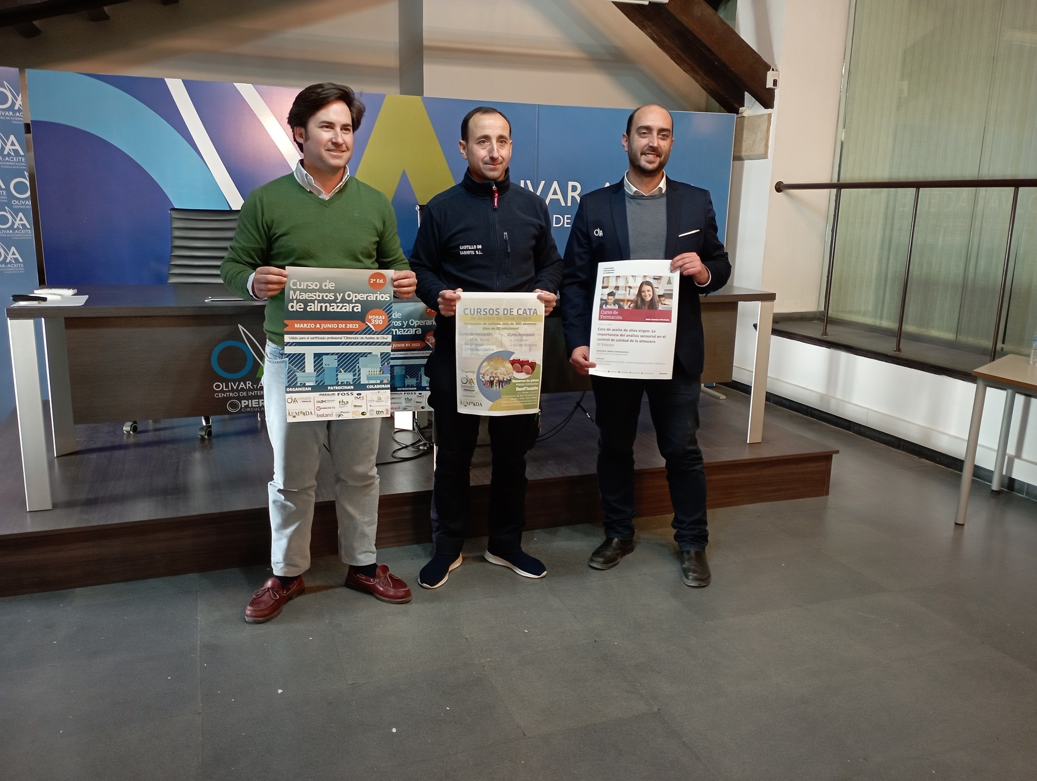 CURSOS DE CATA Y MAESTROS DE ALMAZARA 2023 (1)