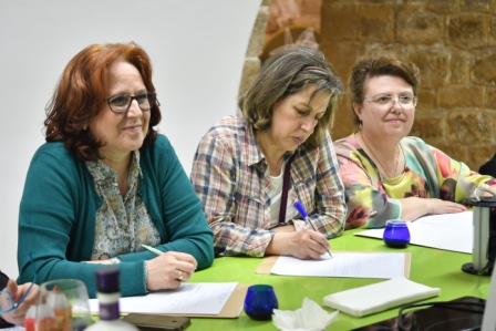 Tomando notas en el Taller de Cocina